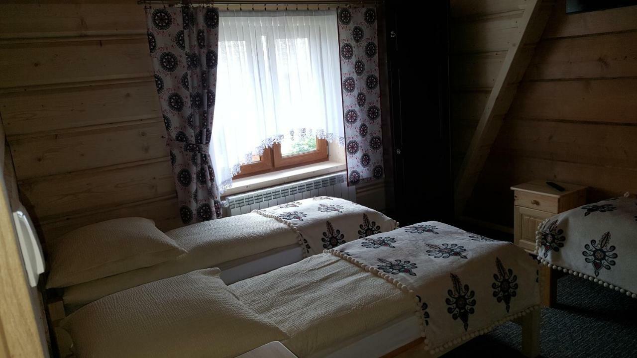 Pokoje Goscinne Pod Limbami Małe Ciche Exterior photo