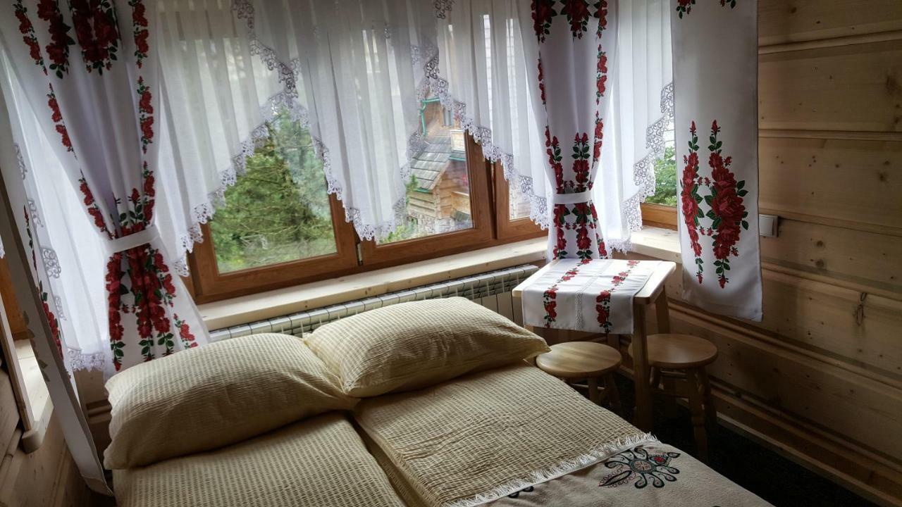 Pokoje Goscinne Pod Limbami Małe Ciche Exterior photo